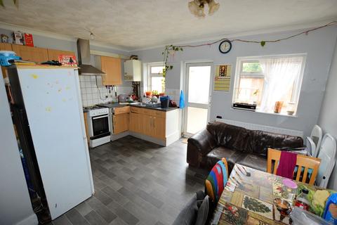 27 Marlow Road, Southall, UB2 4NS