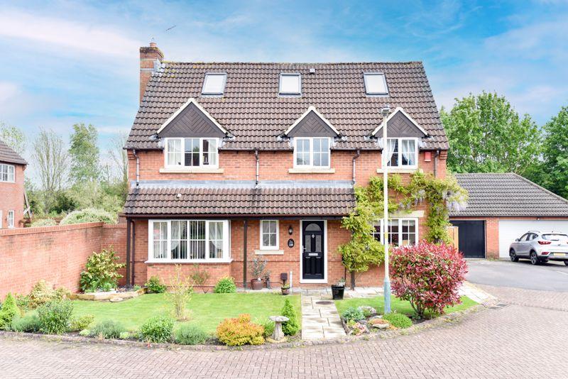 Lacock Gardens, Hilperton 6 bed detached house £499,950