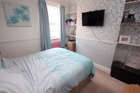 10 Lodge Road, Redditch, B98 7BT
