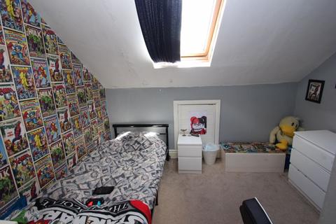 10 Lodge Road, Redditch, B98 7BT
