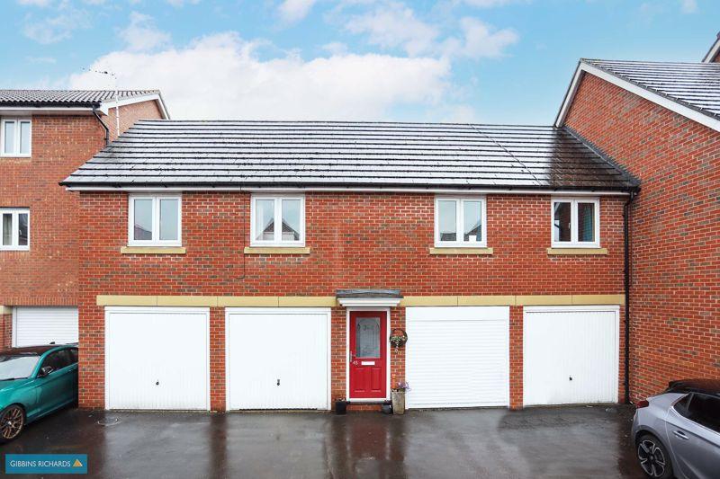 Cavalier Close, Bridgwater 3 bed coach house £164,950