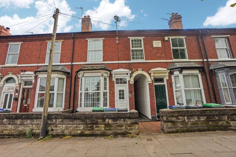 Castle Road, Tipton 3 bed terraced house £190,000
