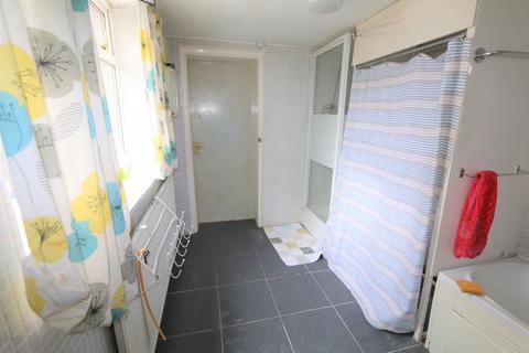 44 Douglas Road, Handsworth, Birmingham, B21 9HH