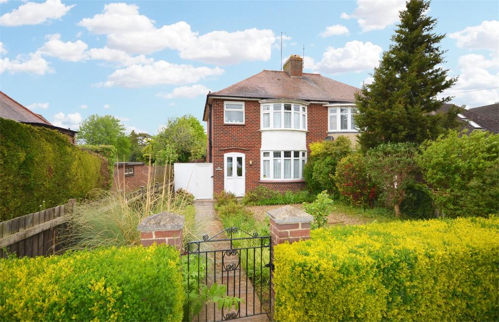 London Road, Raunds, Wellingborough, Northamptonshire 3 bed semi