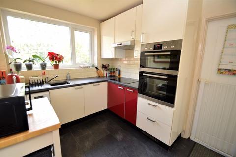 17 Binhay Road, Yatton, Bristol, BS49 4HD