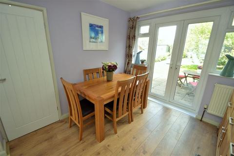 17 Binhay Road, Yatton, Bristol, BS49 4HD