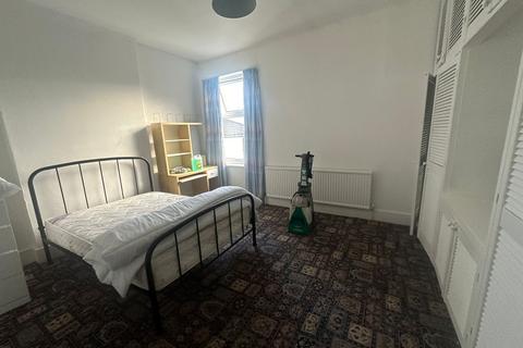 2 bedroom house share to rent, ACTON LANE, HARLESDEN, LONDON NW10