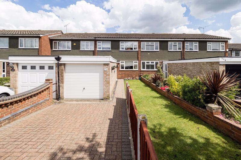 Elmhurst Drive, Hornchurch 3 bed terraced house £375,000
