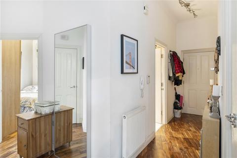 2 bedroom apartment to rent, Herbert Mews, London, SW2