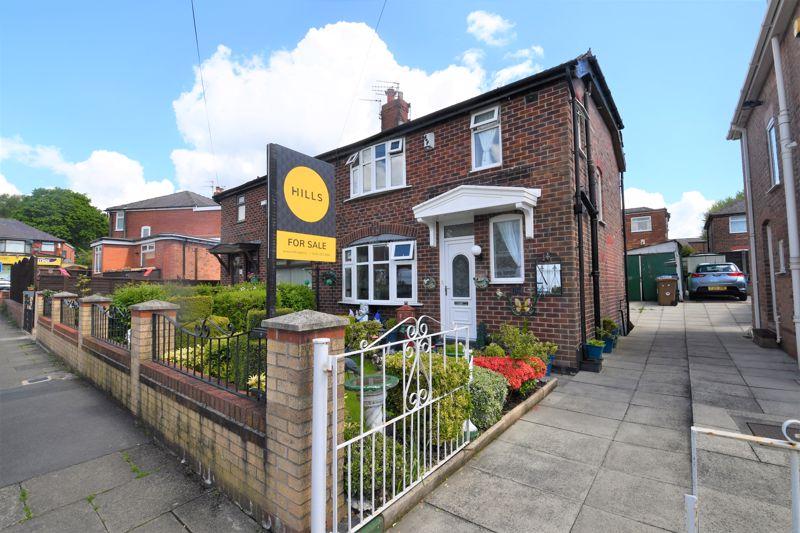 Overlinks Drive, Salford 3 bed semidetached house £230,000