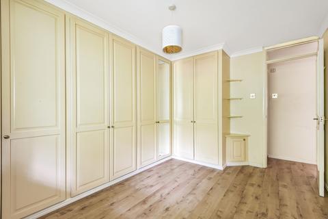 11 Duddington Close, London, SE9 4JD