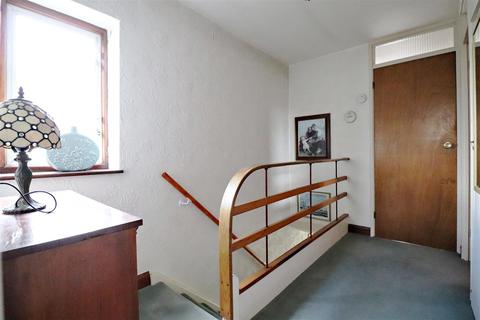 42 Lunedale Road, Dartford, DA2 6LN