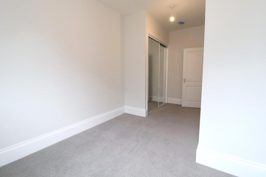 Master Bedroom.JPG