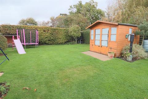 81 Cotmer Road, Lowestoft, NR33 9PS