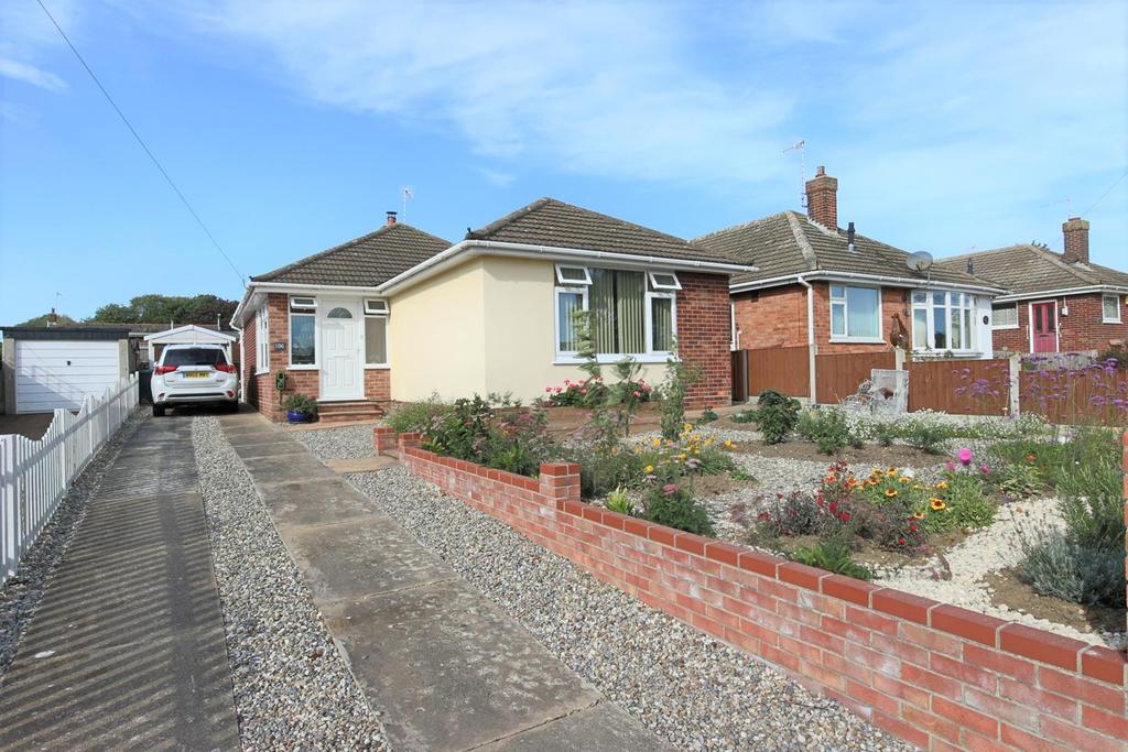 Higher Drive, Lowestoft 2 bed detached bungalow £240,000