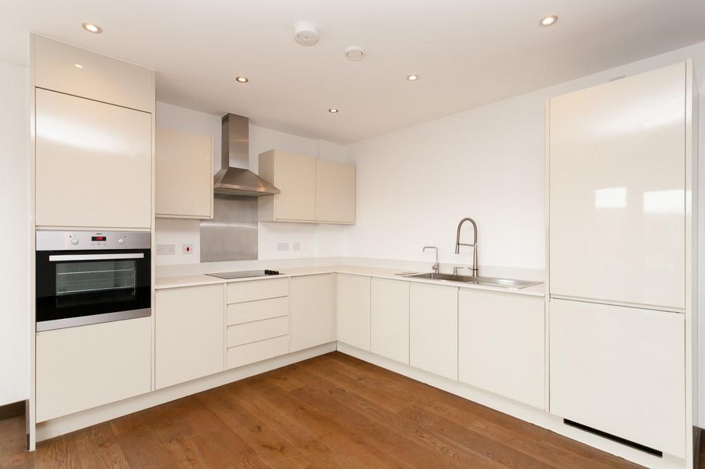 Apartment in Essex - View 2