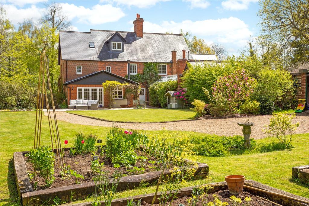 Garden &amp; Rear