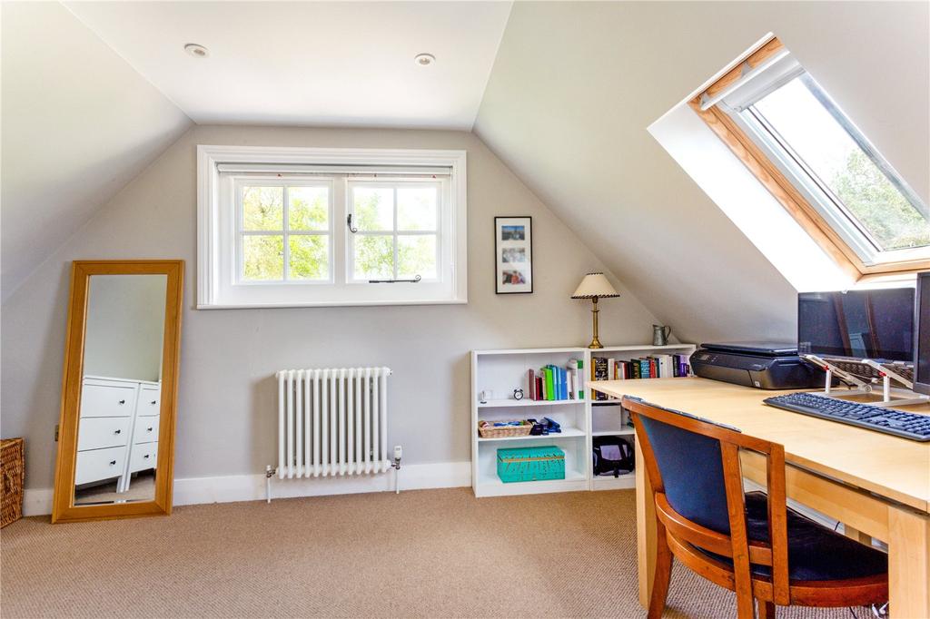 Study / Bedroom 5