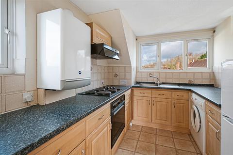 15 Acott Fields, Yalding, Maidstone, ME18 6DQ