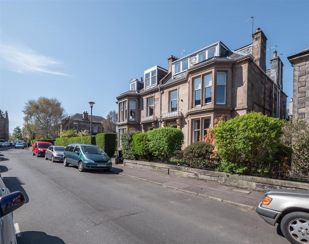 12/3 Mentone Terrace, Edinburgh, EH9 2DG 2 bed property £255,000