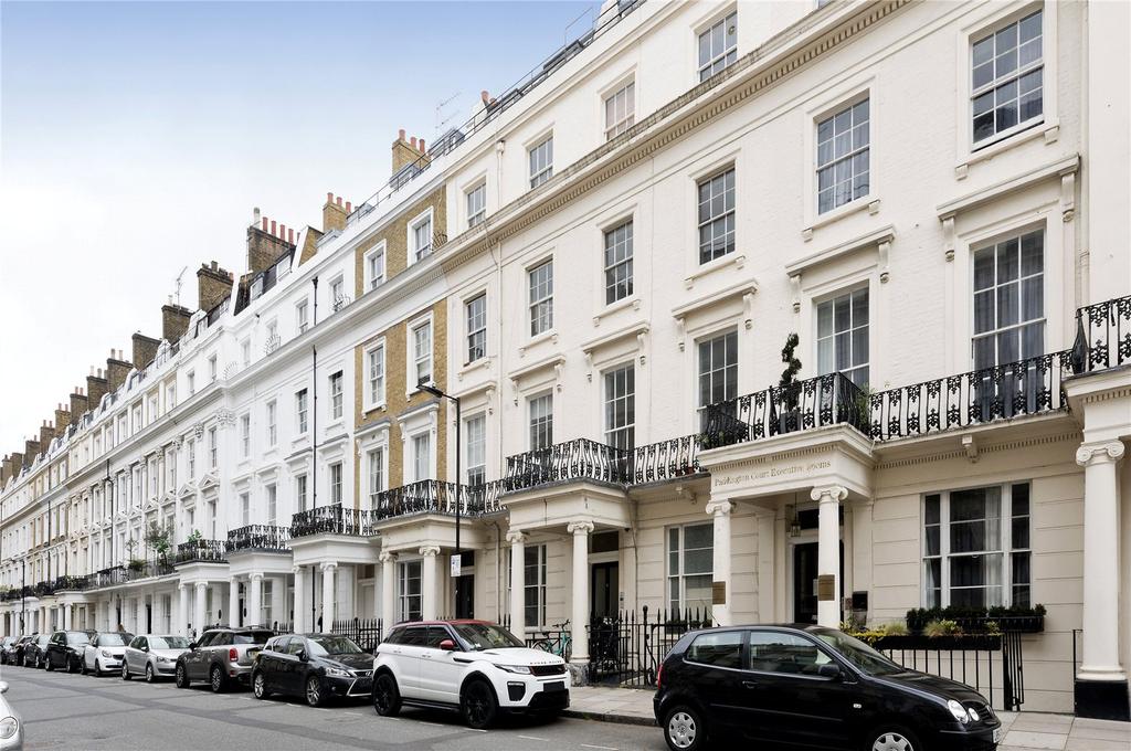Devonshire Terrace, London, W2 2 bed apartment - £2,275 pcm (£525 pw)