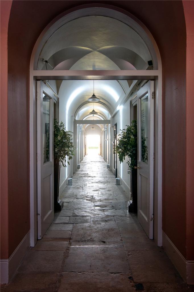 Ground Floor Entry