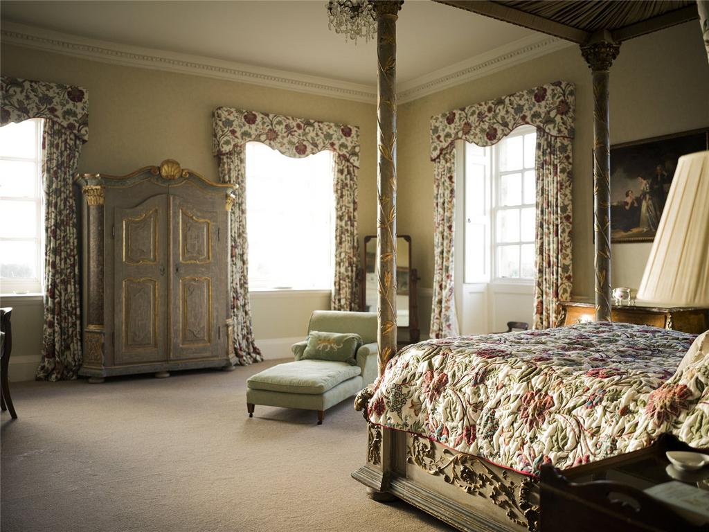 Exeter Bedroom
