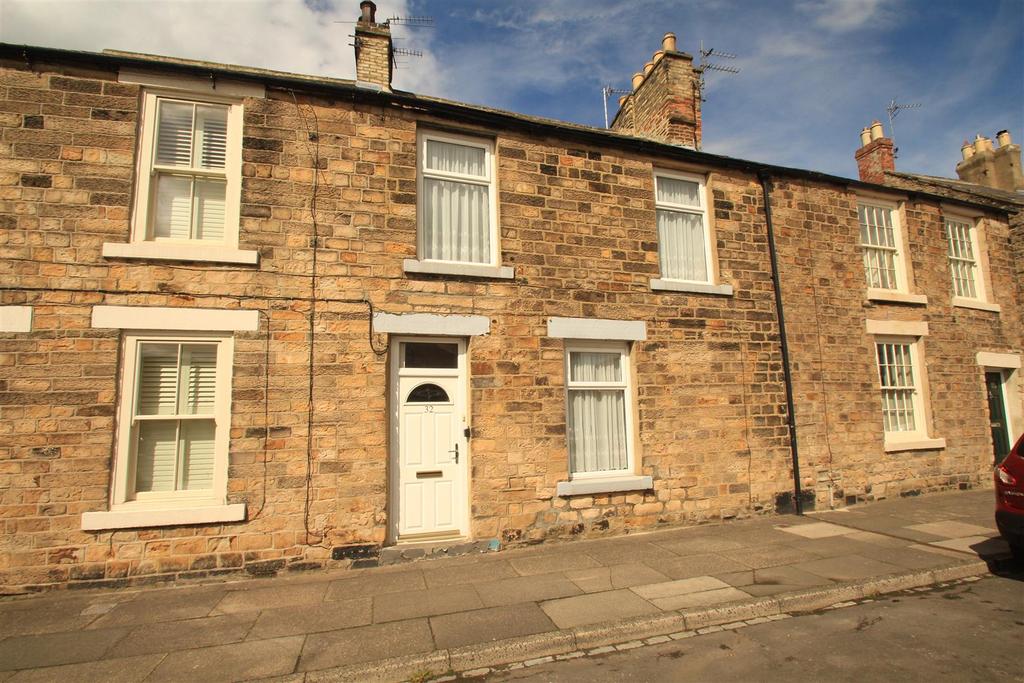 Newgate, Barnard Castle 2 bed house £125,000