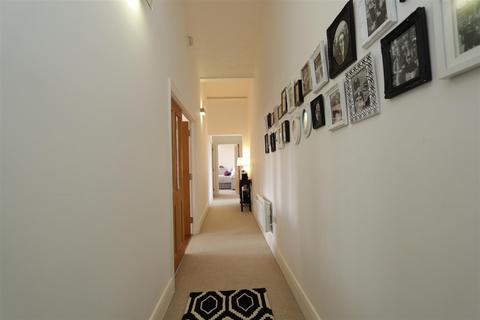 5, Tudor Court The Galleries, Warley, Brentwood, CM14 5FS
