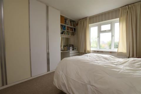56 Allington Way, Maidstone, ME16 0HN
