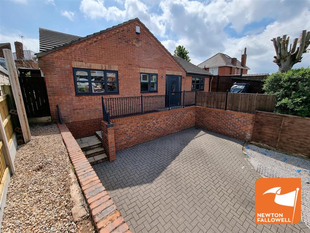 Pecks Hill, Mansfield 3 bed detached bungalow £190,000