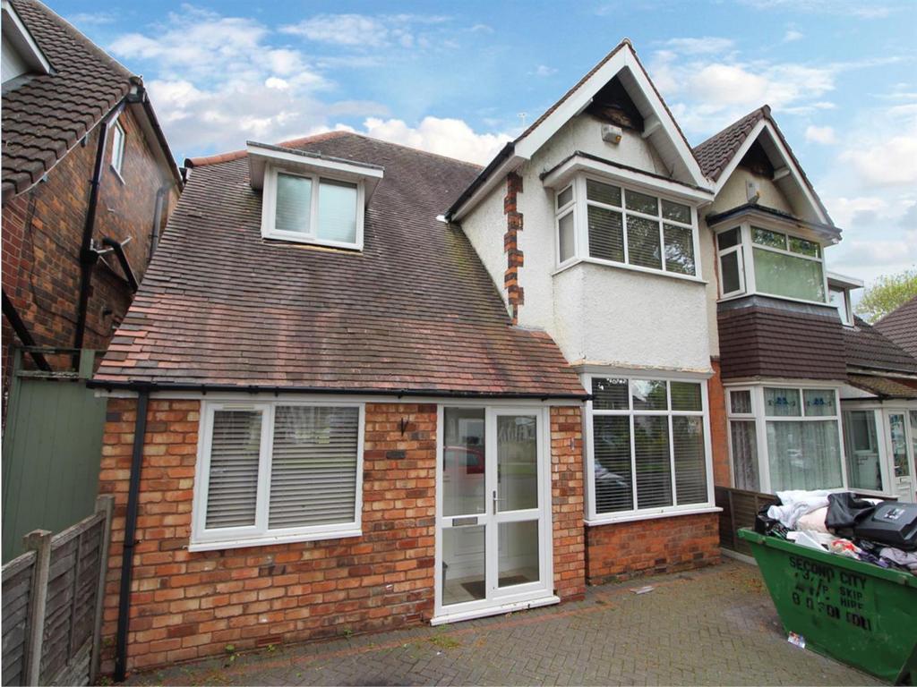 Shepherds Green Road, Erdington, Birmingham 3 bed semidetached house