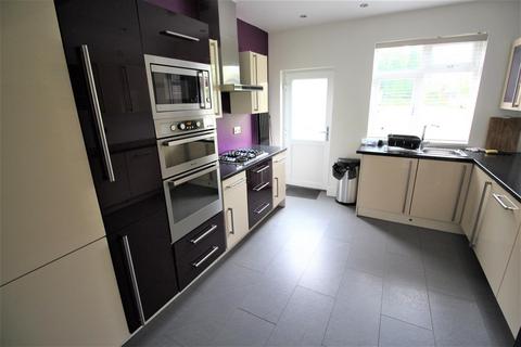 3 bedroom semi-detached house to rent, Shepherds Green Road, Erdington, Birmingham