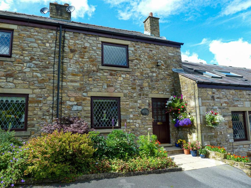 Elker Mews, Billington, Clitheroe 2 bed mews £249,950