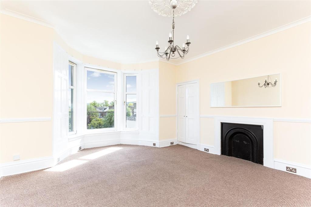 Balhousie Street, Perth 4 bed flat - £169,950