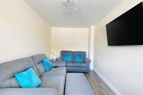 10 Douglas Way, Murton, Seaham, SR7 9HX