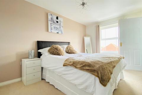 10 Douglas Way, Murton, Seaham, SR7 9HX