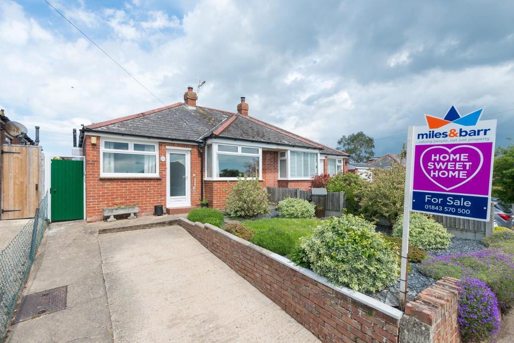 Monkton Road, Minster 2 bed semidetached house £299,995