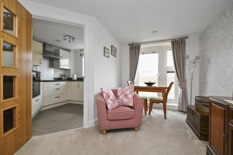 1 bedroom apartment for sale, 33 Eastland Grange, 16 Valentine Road, Hunstanton