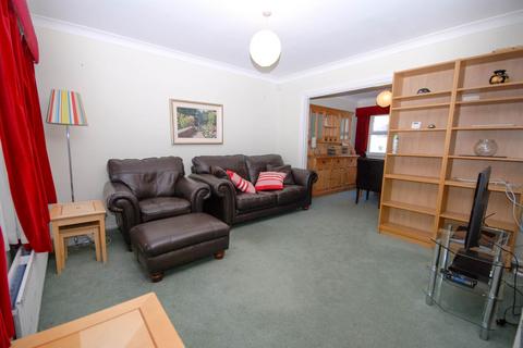 2 bedroom link detached house to rent, Henry Street, Gosforth