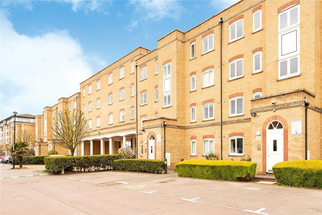 Ferguson Close, Isle of Dogs E14 1 bed apartment £1,712 pcm (£395 pw)