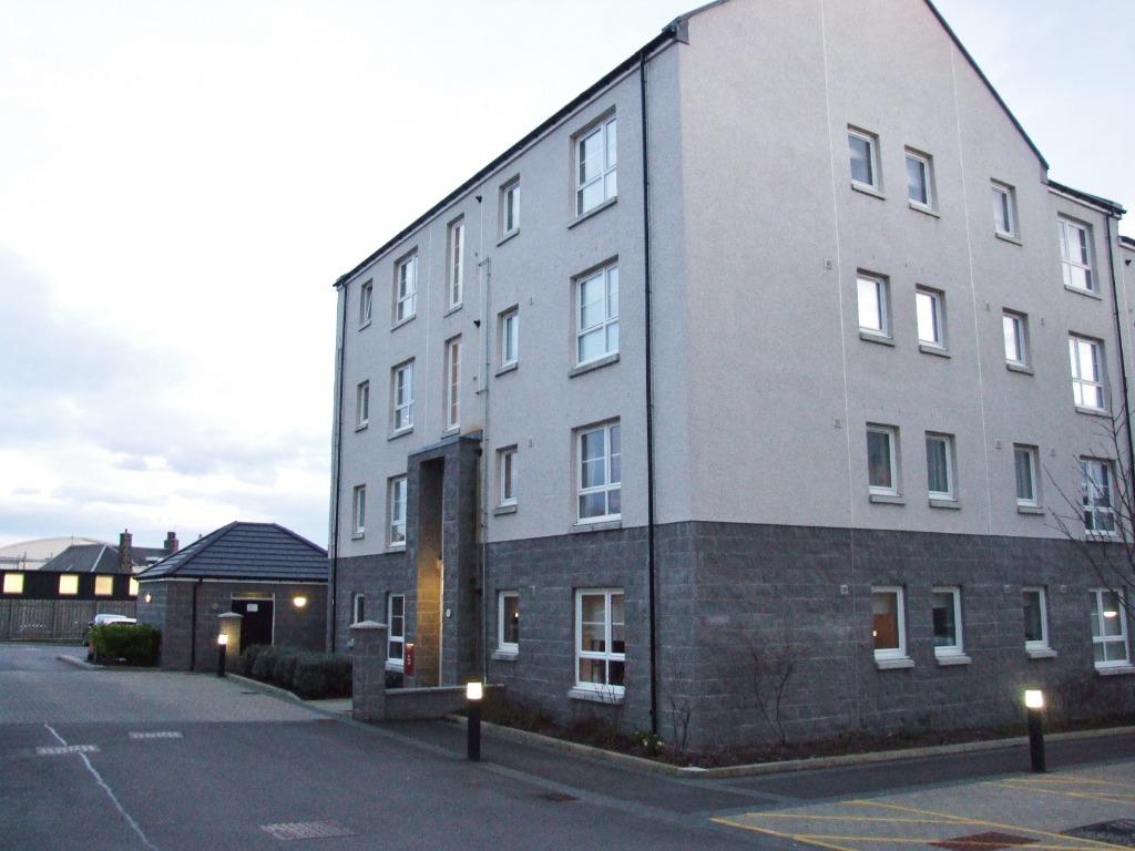 Urquhart Road, The Beach, Aberdeen, AB24 2 bed flat £695 pcm (£160 pw)
