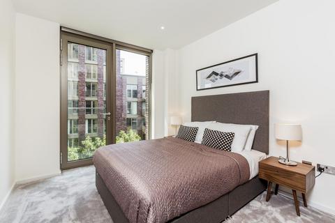1 bedroom apartment to rent - Capital Building, Embassy Gardens, London, SW11