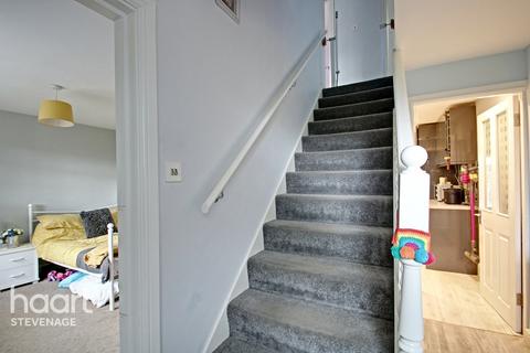 36 Brook Drive, Stevenage, SG2 8TR