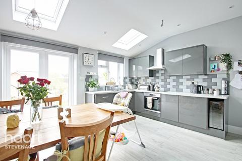 36 Brook Drive, Stevenage, SG2 8TR
