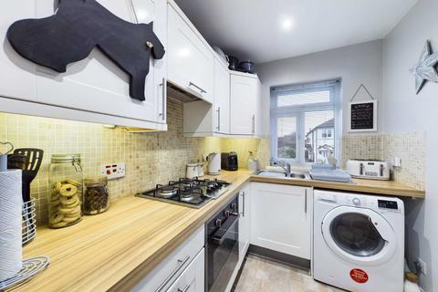 2c Deaconsfield Road, Hemel Hempstead, HP3 9HY