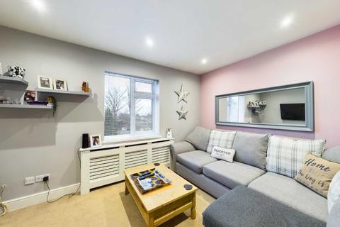 2c Deaconsfield Road, Hemel Hempstead, HP3 9HY