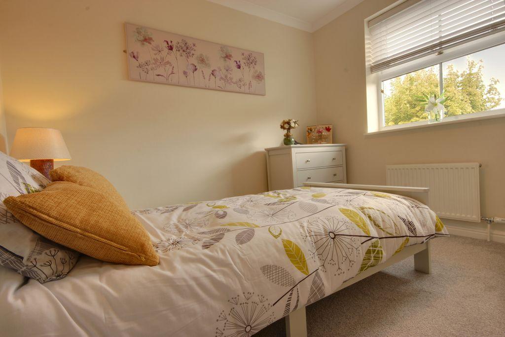 Bedroom 3 (Double)