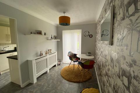 10 Allard Close, Northampton, NN3 5LY