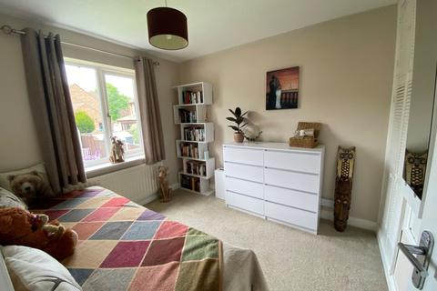 10 Allard Close, Northampton, NN3 5LY